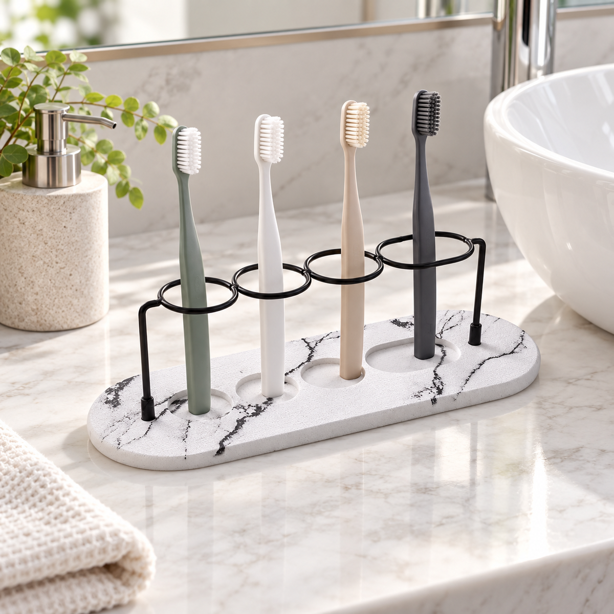 Rangement Brosse À Dents Diatomite – Blanc dans une salle de bain contemporaine