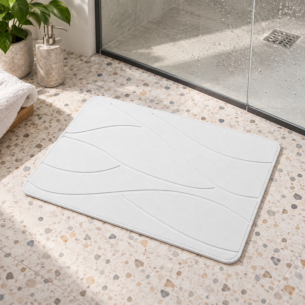 Tapis de Bain en Pierre de Diatomite – Blanc / 35x45cm dans une ambiance spa